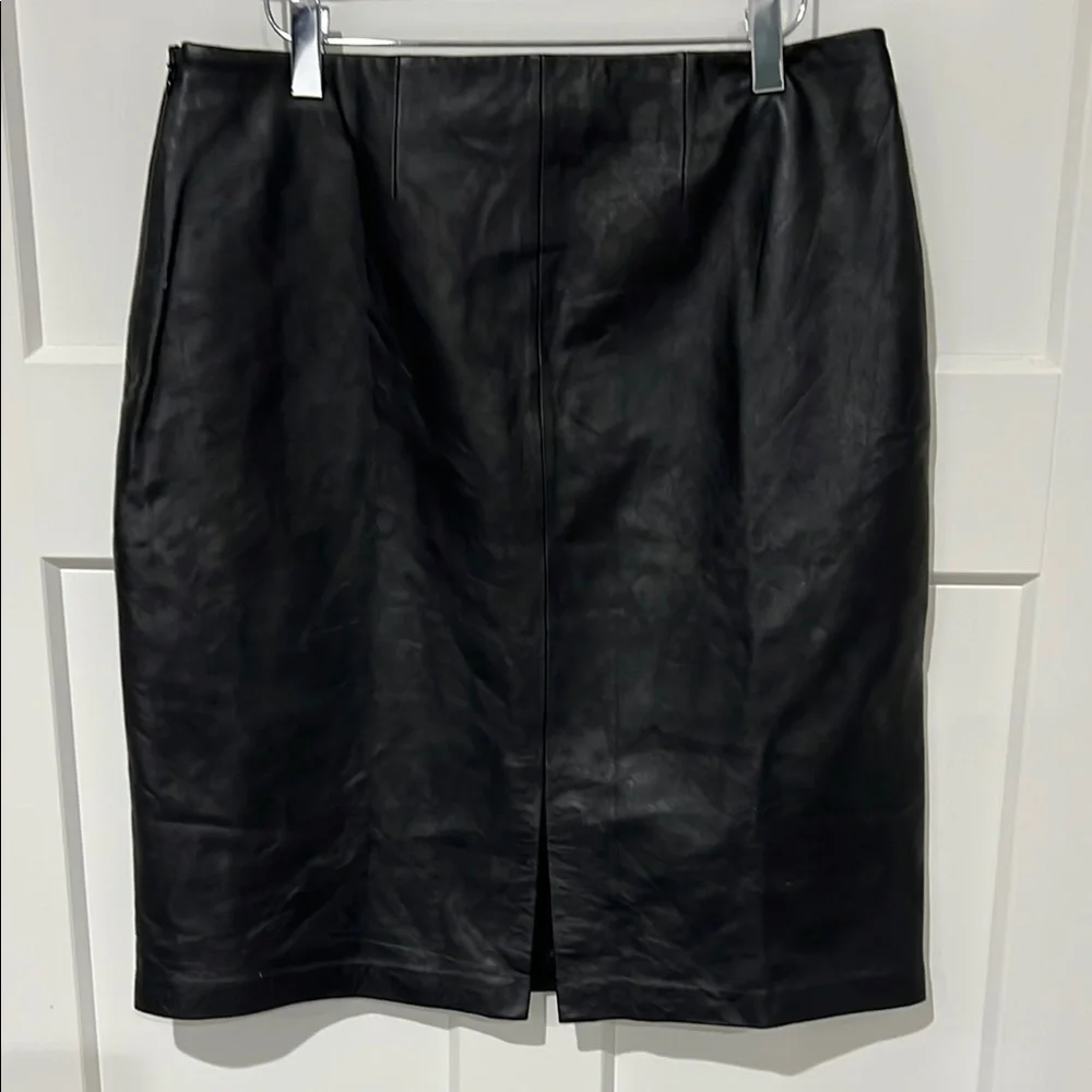 Vintage Jaclyn Smith Elegant Black Leather Skirt Sz 14